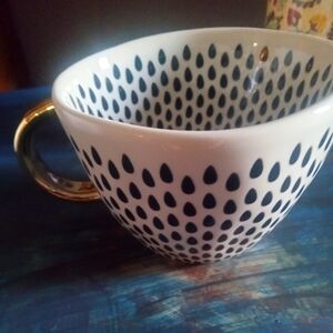 Old Pottery Company White and Black Teardrop Mug with Gold Handle